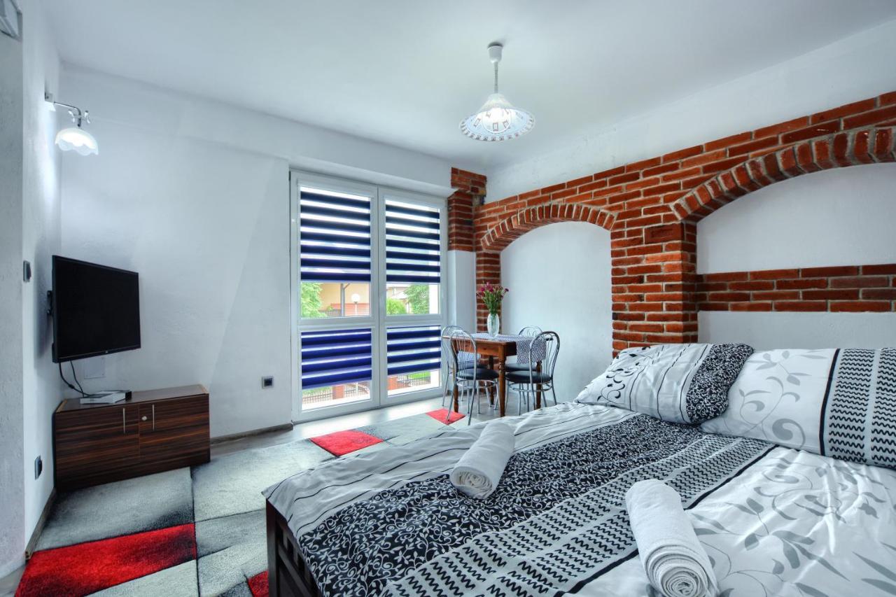 אוסטריצקי דולנה Ceglany Apartament מראה חיצוני תמונה
