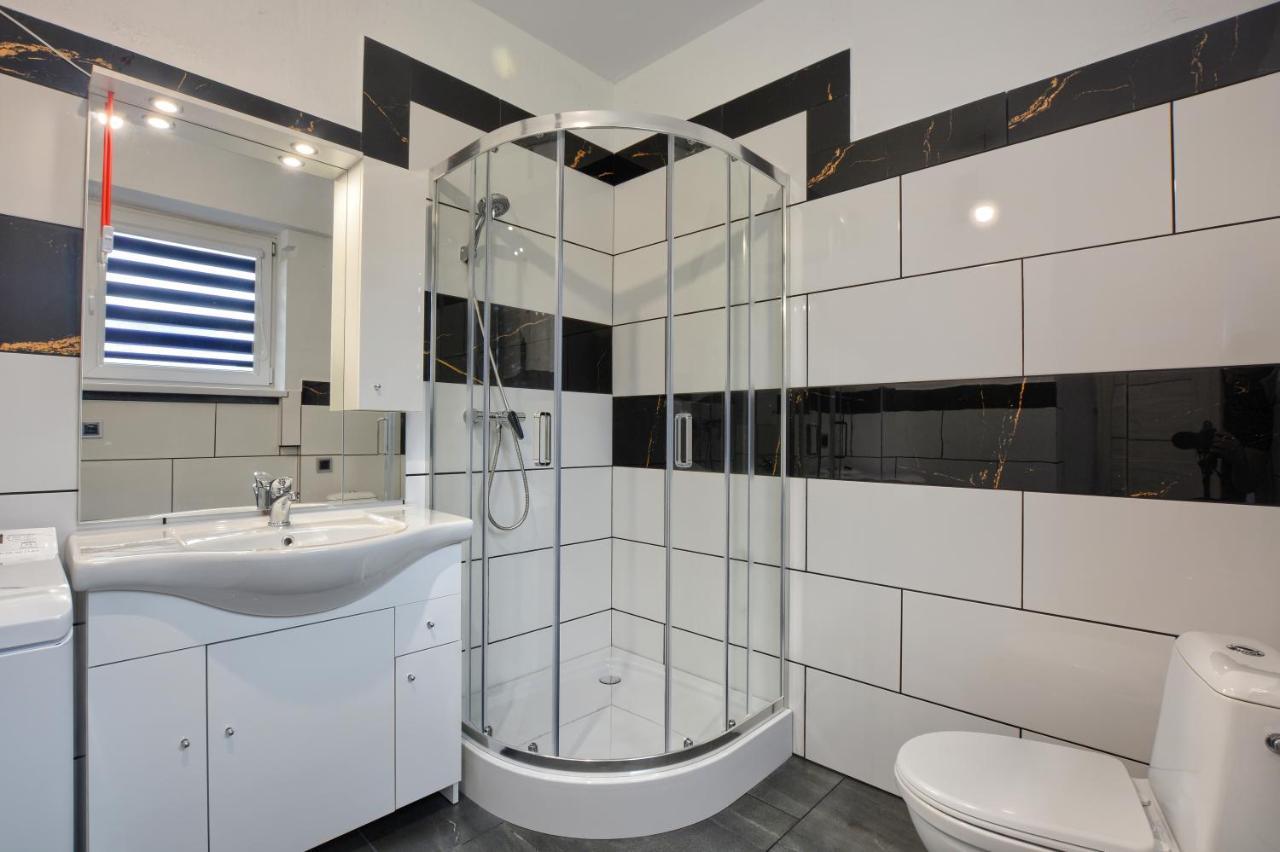 אוסטריצקי דולנה Ceglany Apartament מראה חיצוני תמונה