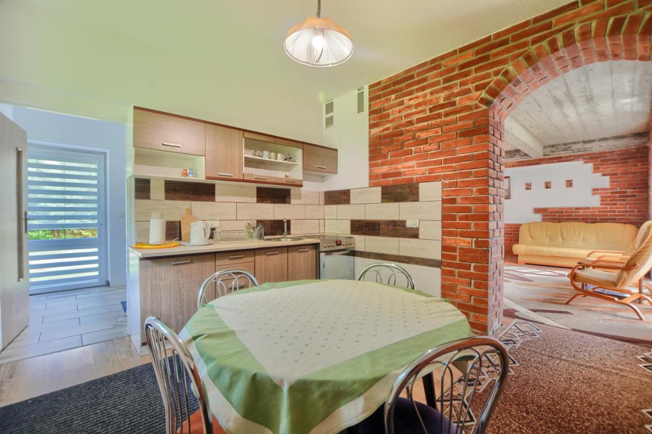 אוסטריצקי דולנה Ceglany Apartament מראה חיצוני תמונה